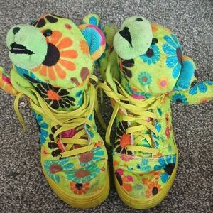 adidas Jeremy Scott  Green Floral Bear Sneakers